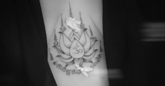 Dok Bua Thong_Lotus Or-Sak-Yant-dos-Vignette_Tinta-del-Alma-1
